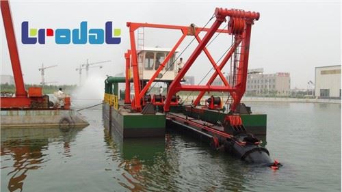Dredging: Xuab zeb kub minning av nplaum Suction Dredger